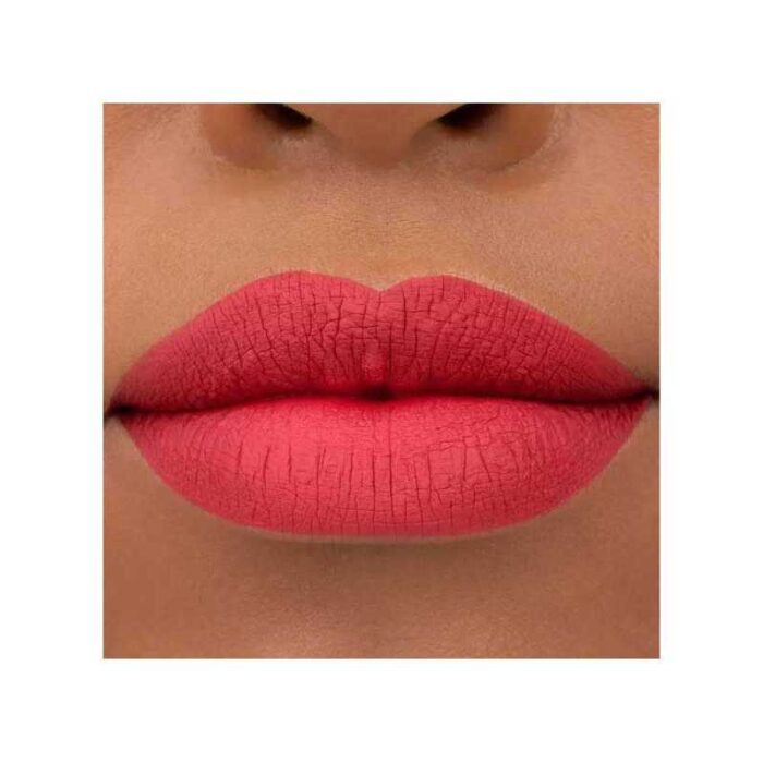 essence liquid lipstick 8h matte rouge à lèvres liquide 07 classic red – Image 2