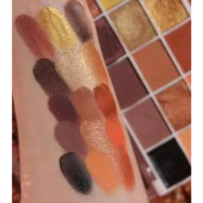 technic ENAMOURED eyeshadow palette