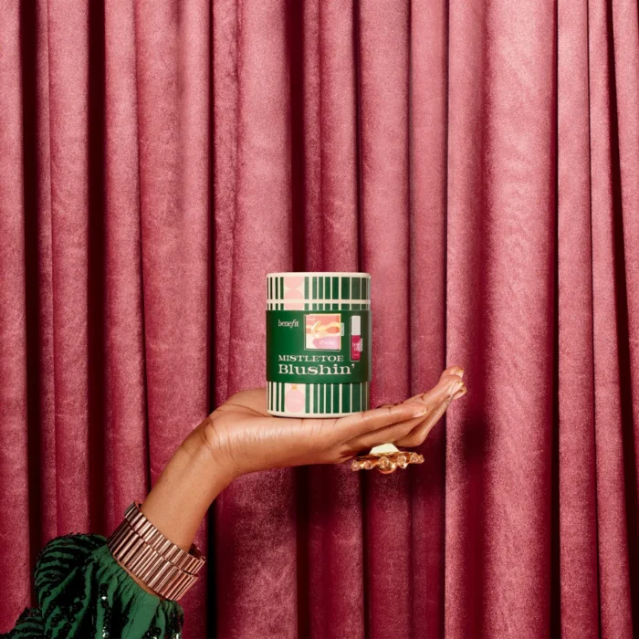 Benefit Mistletoe Blushin'